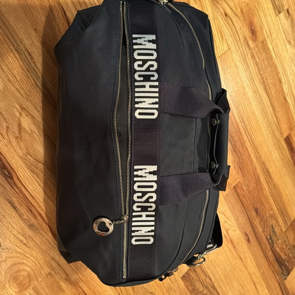 MOSCHINO DUFFLE BAG - Picture 4 of 9